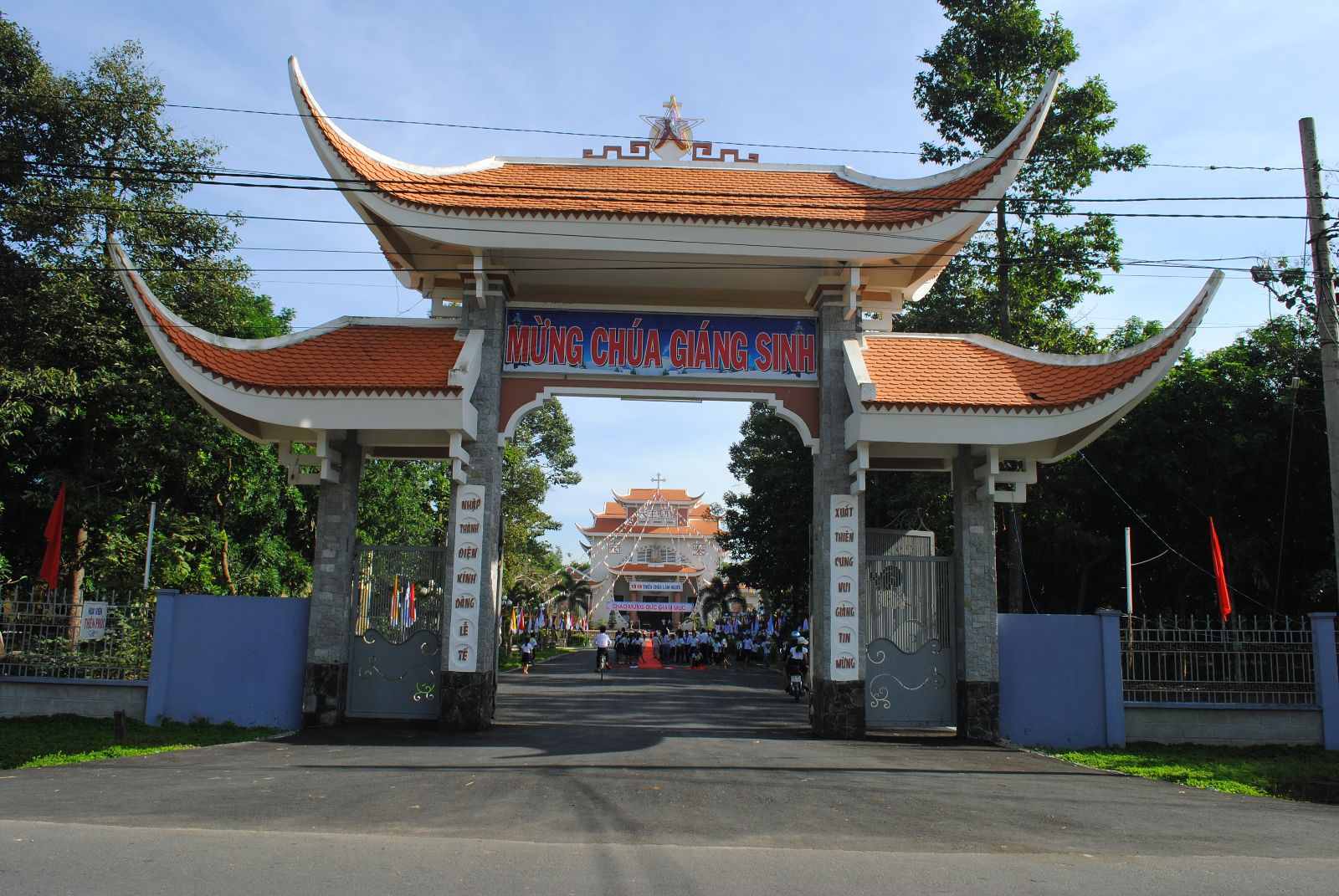 LỄ THÁNH GIA BỔN MẠNG GIÁO XỨ BẮC HÀ